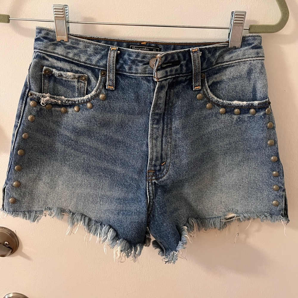 Studded abercrombie jean shorts